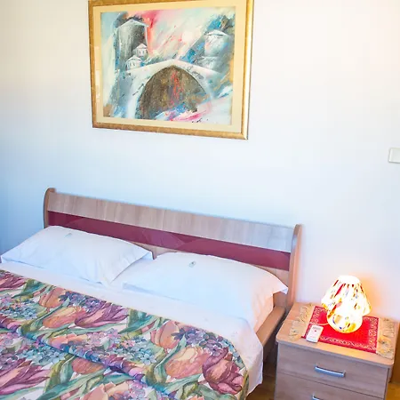 Italy - Promenade Daire Mostar