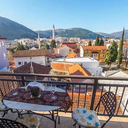 Italy - Promenade * Mostar